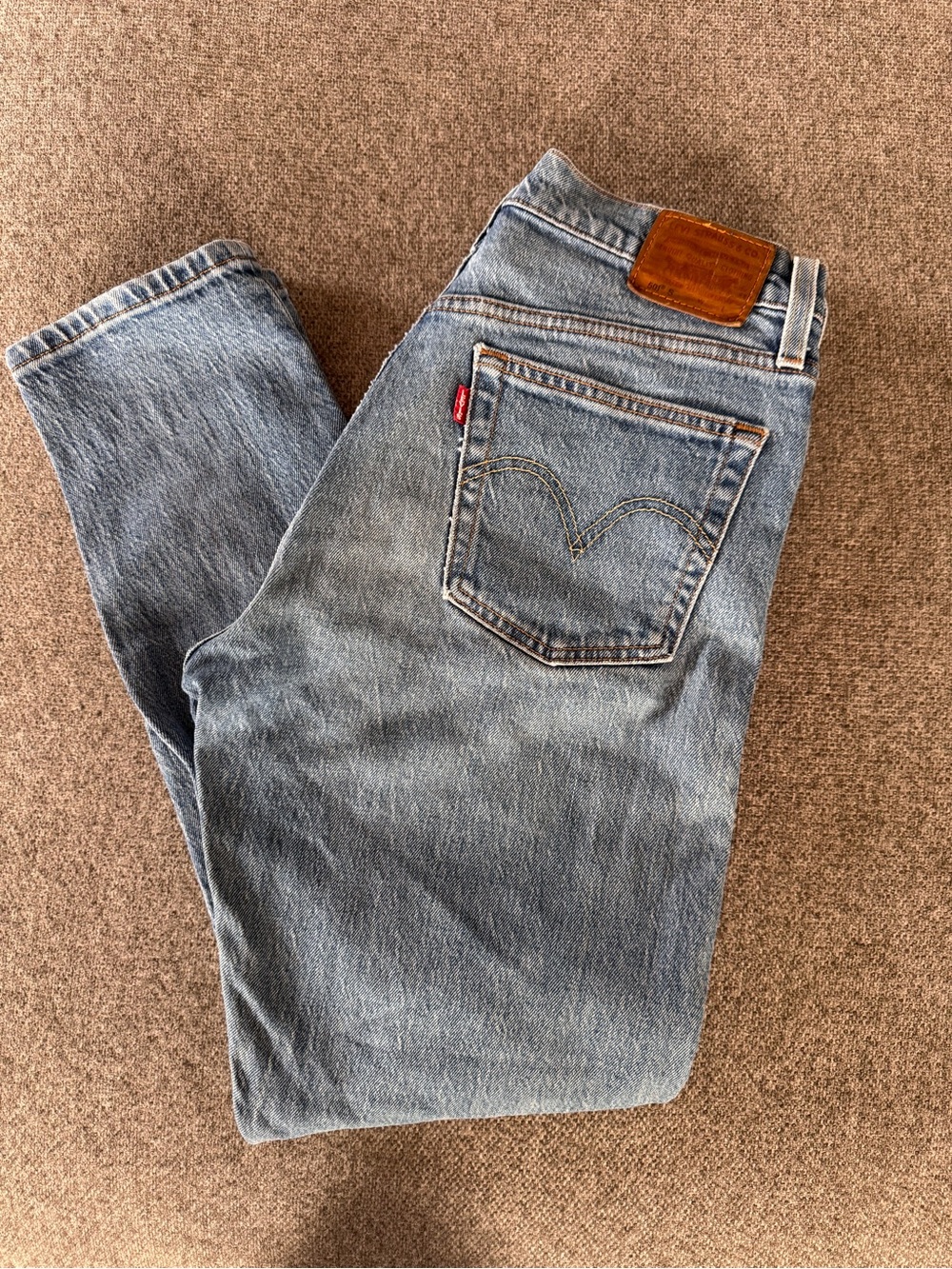 Levi's Classic Light Blue Straight Jeans Mom Fit